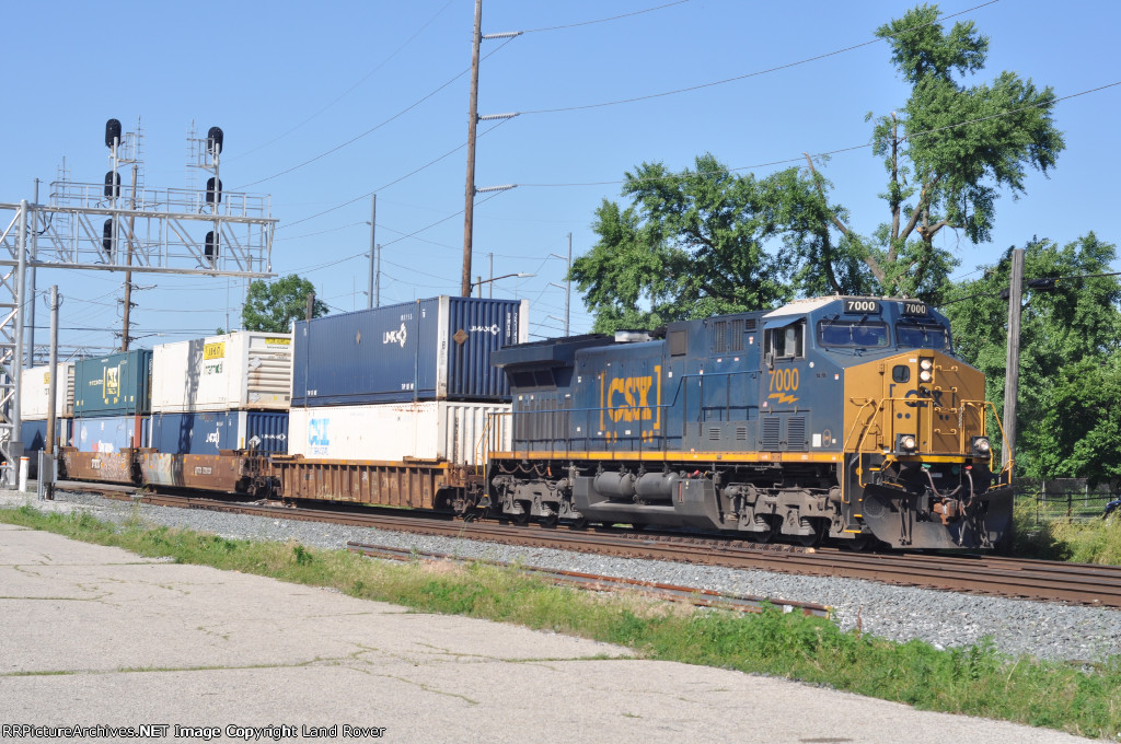 CSXT 7000 South 